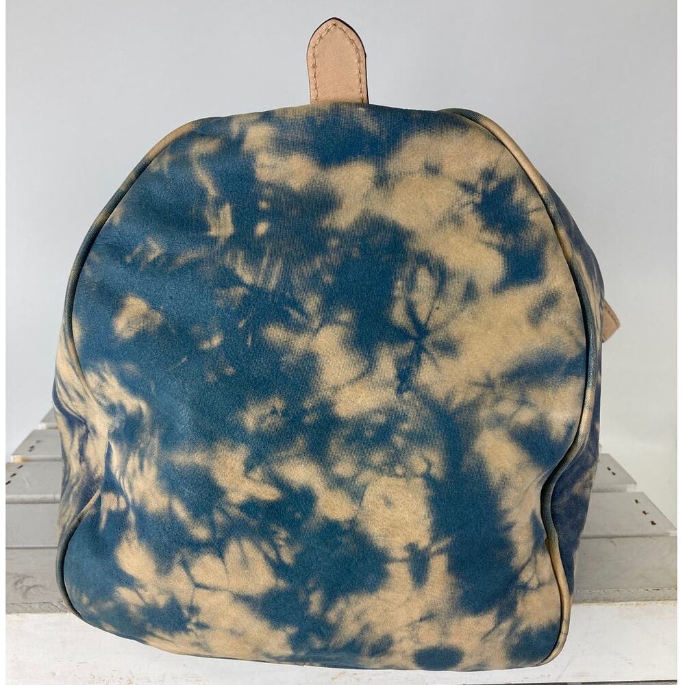 MICHAEL KORS, LARGE TAN, BLUE TIE DYE DUFFLE BAG (ASIS) - Picture 3 of 16